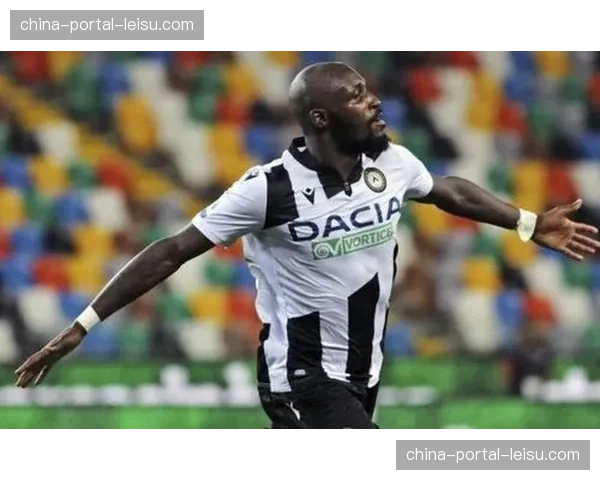 朗斯队长福法纳接受队报专访，谈论球队本赛季的目标