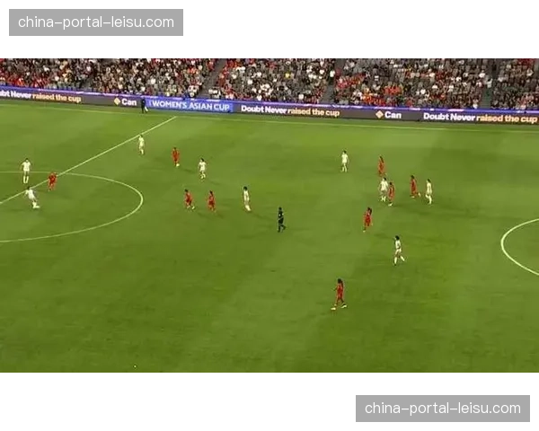 费利佩头球破门因越位在先被判无效，VAR确认维持原判